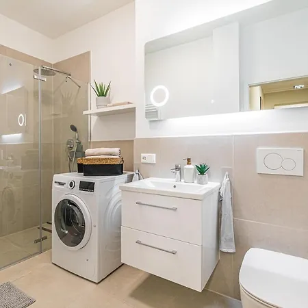 Apartment Luxury Style 2 By R&l In Centre